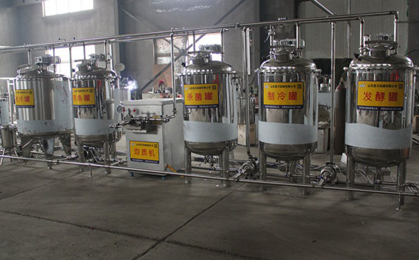 為什么說酸奶發(fā)酵生產(chǎn)離不開冷水機？